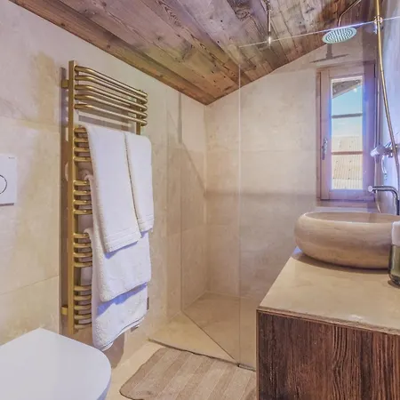 Chalet Ananda, Bei Gstaad *