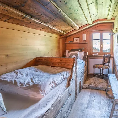 Ananda, Bei Gstaad Chalet Lauenen